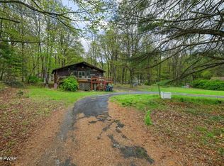 1151 Mink Trl, Bushkill, PA 18324