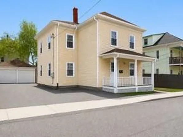 28 Roma St, Bristol, RI 02809