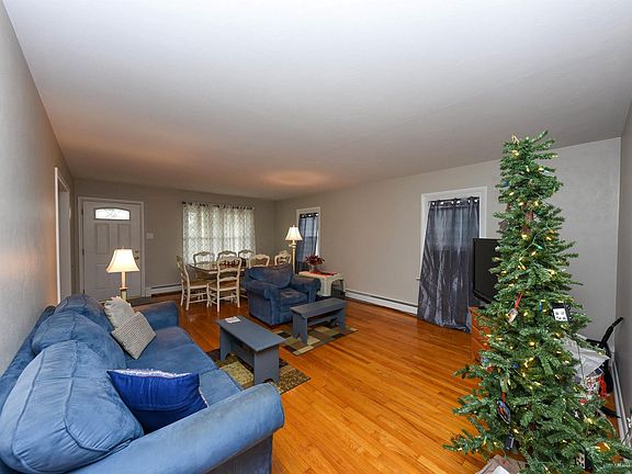 4th image of 30 Ocean Ave
