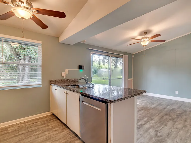 12444 Largo Dr — Photo 5