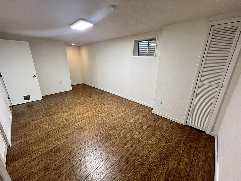 7052 E Briarwood Dr — Photo 48