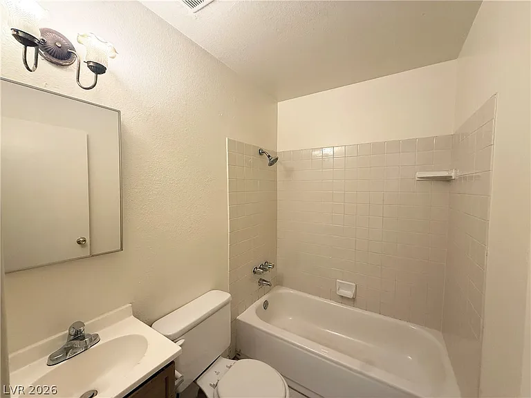 4220 Stewart Ave #2 — Photo 9