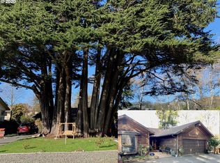 728 Easy St, Brookings, OR 97415