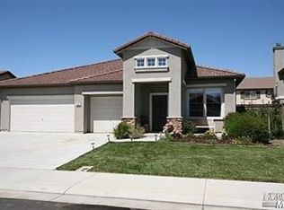 385 Rennert Way, Dixon, CA 95620