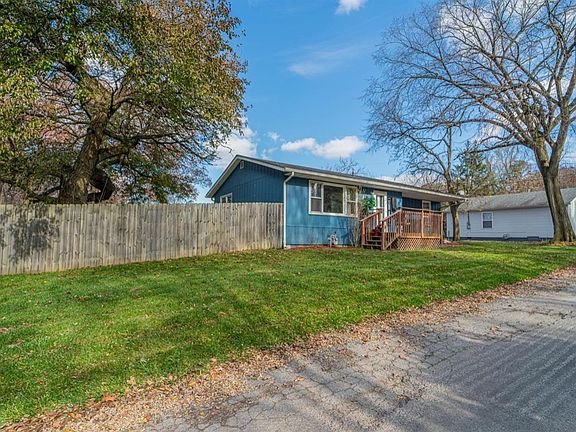 2nd image of 7002 W 131st Pl