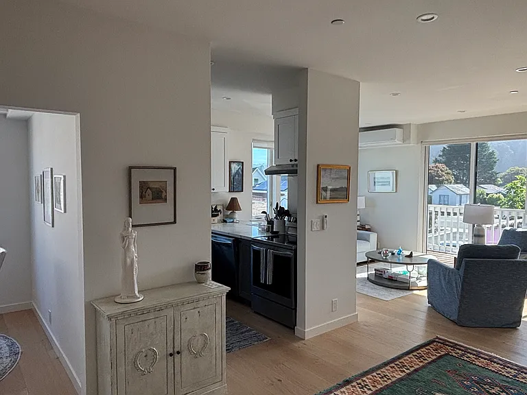 447 Main St #3 — Photo 6