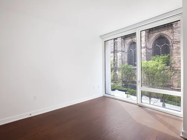 400 W 113th St, New York, NY