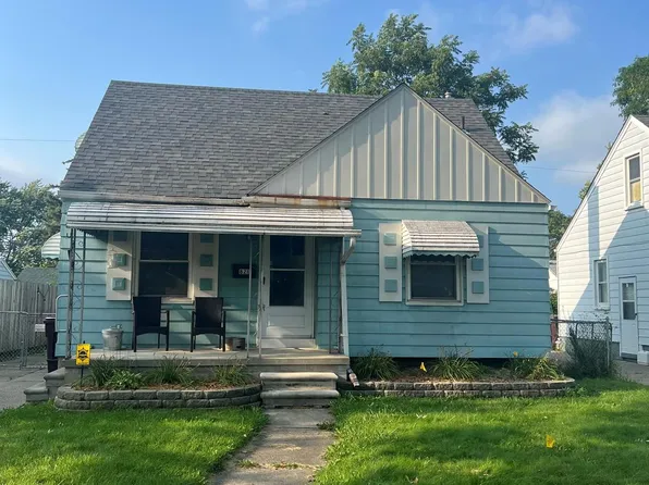 8211 Standard Ave, Center Line, MI 48015