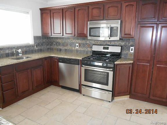 2nd image of 22943 Allor St