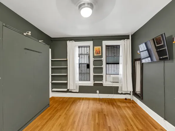 400 Lincoln Place image 2 of 6