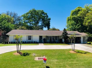 1108 Roselawn Dr, Lafayette, LA 70503