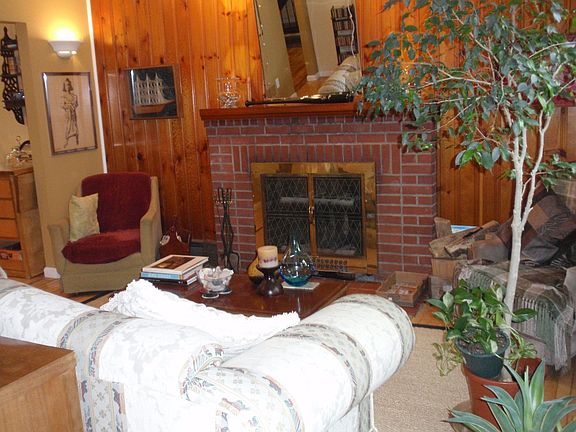 2nd image of 11 Oakwood Ave