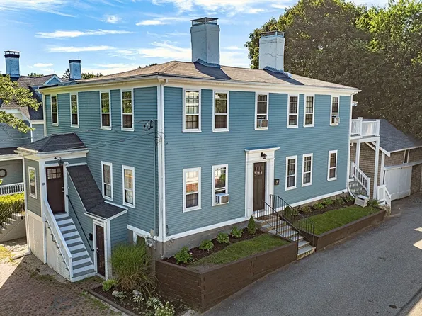 138 State St #1, Newburyport, MA 01950