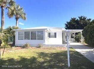 886 Pecan Cir, Barefoot Bay, FL 32976