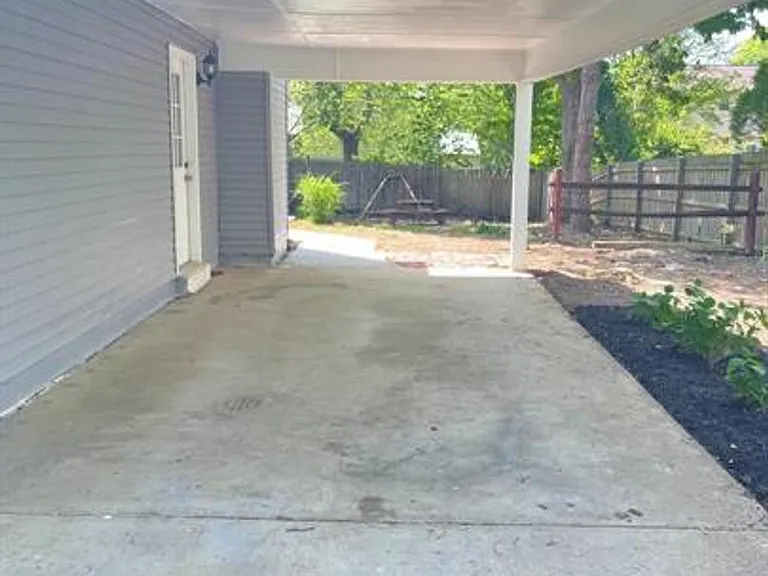 13301 Coldwater Dr — Photo 4