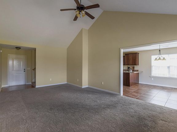 4th image of 1030 Pusher Pl