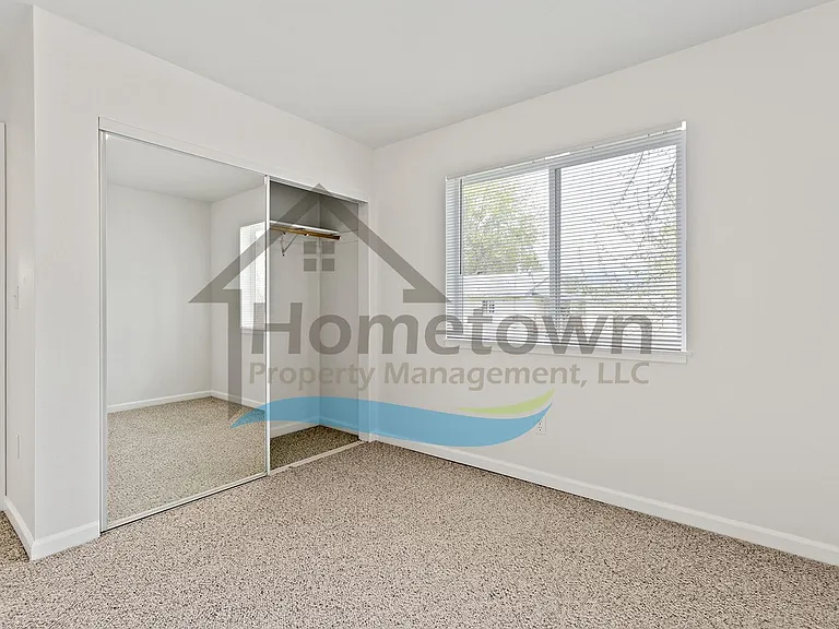 6498 Tamarack Ln — Photo 22