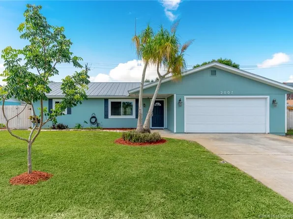 2007 NE 21st Ter, Jensen Beach, FL 34957