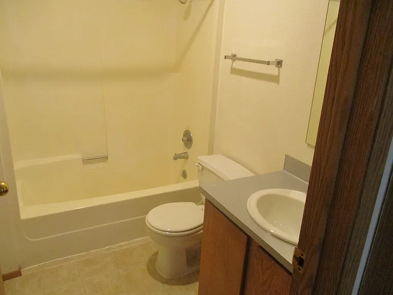 2829 NW 56th St #201 — Photo 6