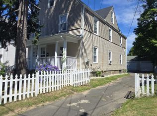 48-50 Roosevelt St, Hartford, CT 06114