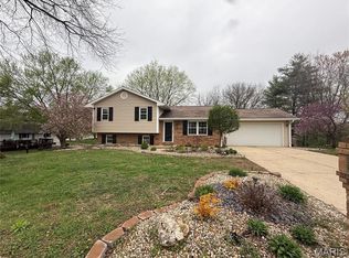 8 Klein Ct, Collinsville, IL