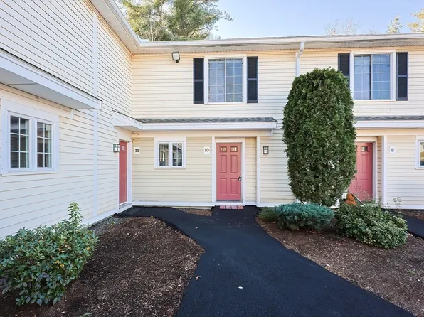 10 Janet Rd #10, South Easton, MA 02375