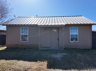 137 Wesley Ln, Bridgeport, TX 76426