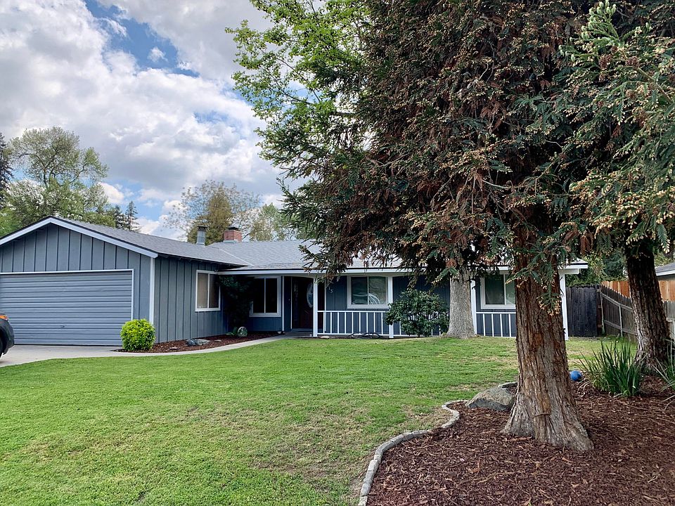 2nd image of 613 W Dorothea Ave
