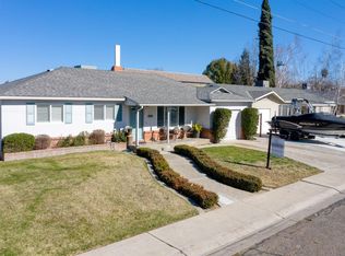 817 3rd St, Ripon, CA 95366