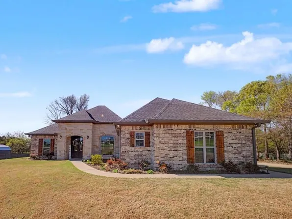 410 County Road 826, Nacogdoches, TX 75964