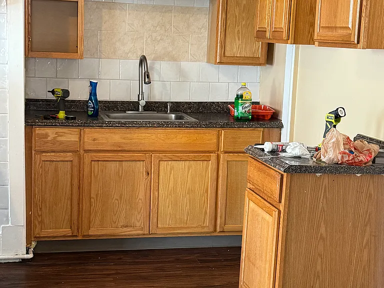 957 Warren Ave #2 — Photo 5