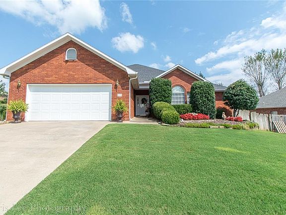 2nd image of 2636 E Dewberry Ct