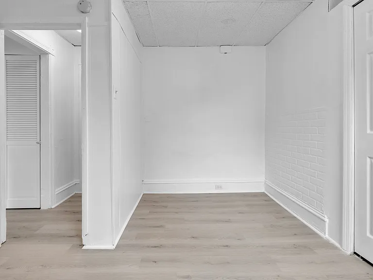 516 Pawnee St #2 — Photo 11