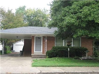 1st image of 2216 E Gum St