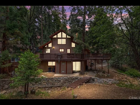 459 Clubhouse Dr, Twin Peaks, CA 92391