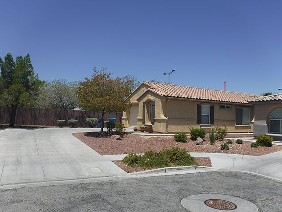 3rd image of 10680 Foggy Glen Ave