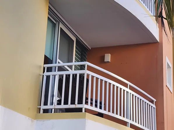 13 Villas Del Mar Mediania Flt #F200, Loiza, PR 00772