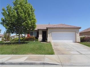 11780 Desert Glen St, Adelanto, CA 92301
