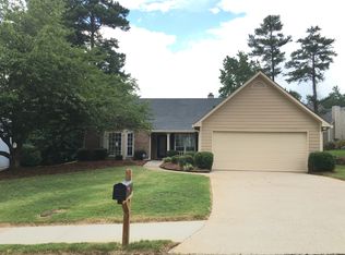 3485 Shady Woods Cir, Lawrenceville, GA 30044