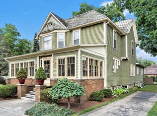 318 East St, Three Rivers, MI 49093