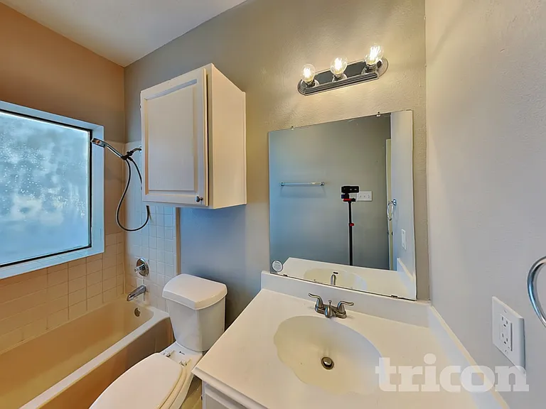 1130 Dandelion Dr — Photo 14
