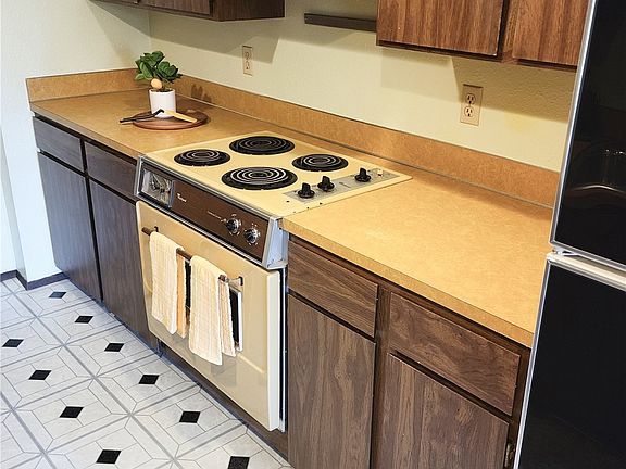 4th image of 4312 S 325th Street