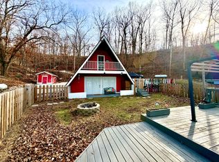 27086 Commanche Ln, Rocky Mount, MO 65072
