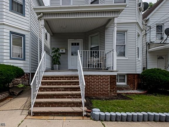 2nd image of 28 Columbia St