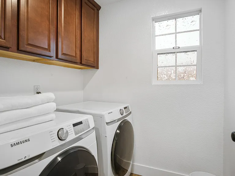 3201 Hayground Way — Photo 34