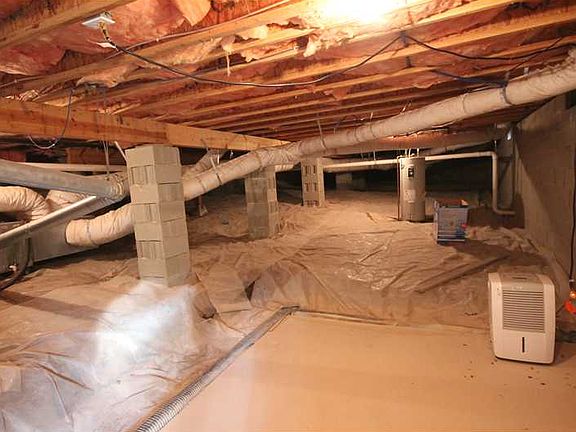 3rd image of 9 Longleat Ln
