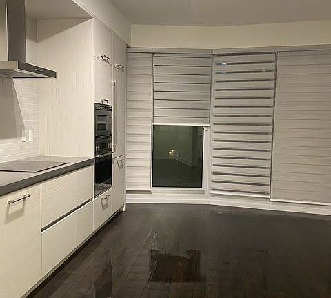 3rd image of 2221 Yonge St #1205