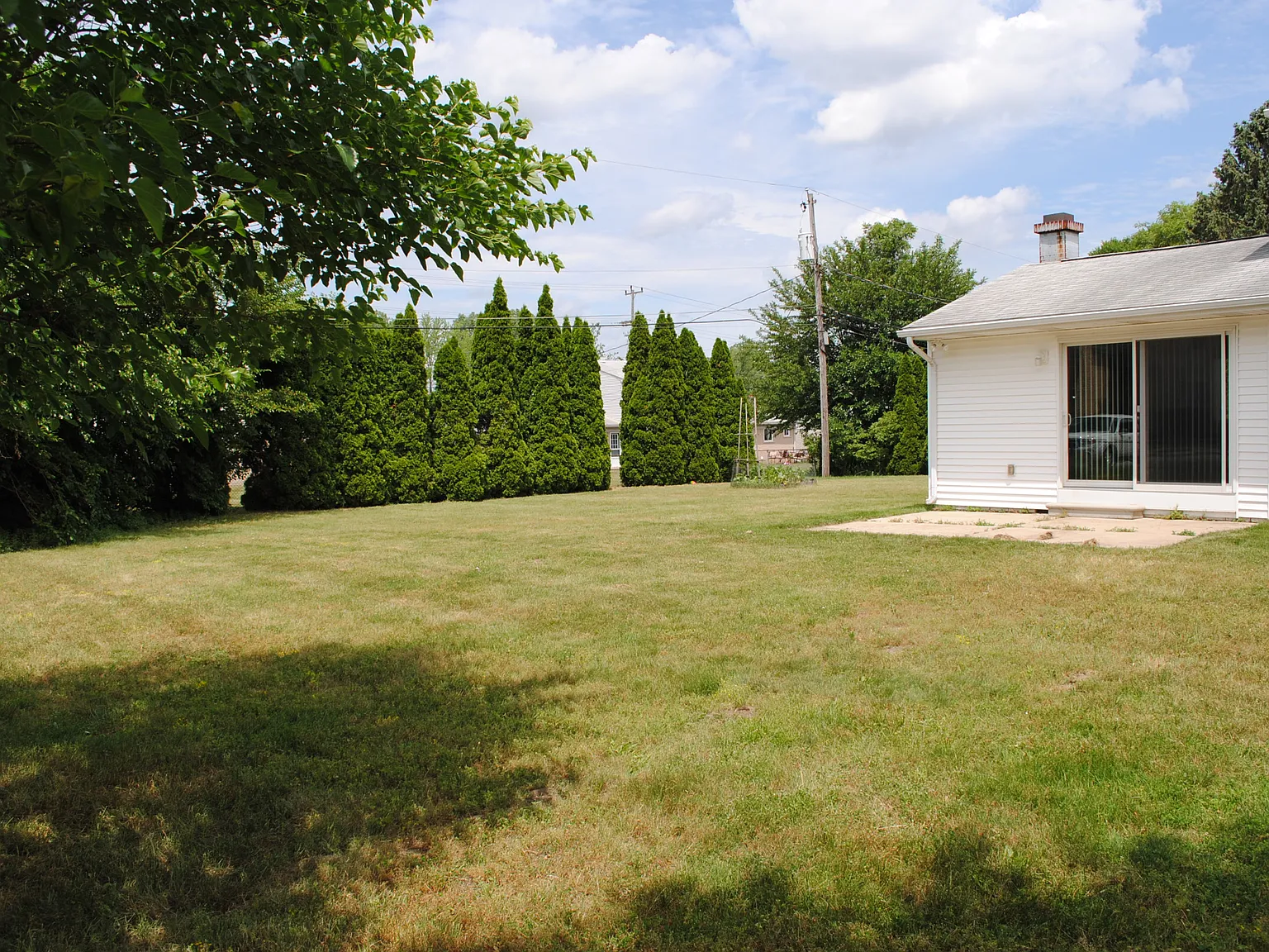 2 bed, 1.5 bath, 1200 sqft, $1,650 — Photo 4
