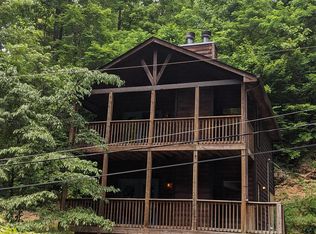 2438 Bobs Pass, Sevierville, TN 37876