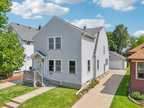 2210 South 89th STREET, West Allis, WI 53227